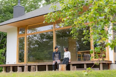 一棟貸しの宿「Agriturismo YUTAKA」とオーナー馬場夫妻
