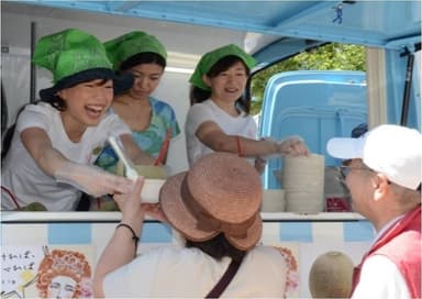 茨城県産メロン丸ごと1個100人にプレゼント