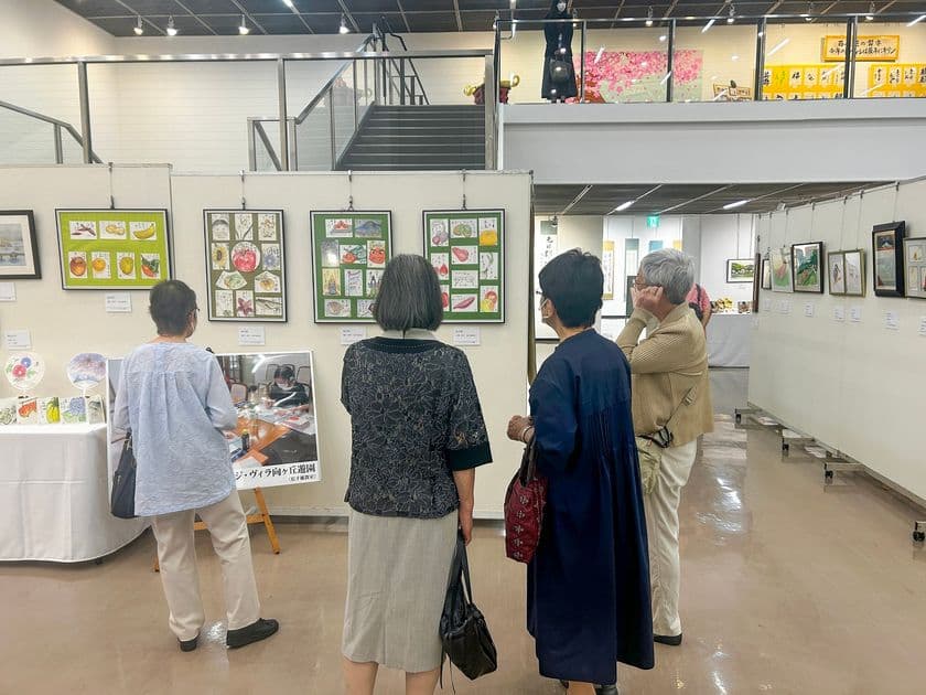 神奈川県住宅供給公社の介護付有料老人ホーム
「ヴィンテージ・ヴィラ」　
平均年齢85歳の『アーティスト』による情熱の作品を大公開！
第7回 ヴィンテージ・ヴィラ アートの発表会