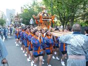 江戸三大祭のひとつ「山王祭」唯一の“女神輿”を法政大学の学生が担いで奉納　6月11日16:00 清水谷公園よりスタート