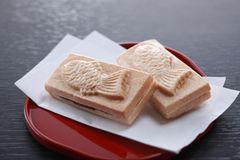 「羽根付きたい焼き」をモチーフにした最中が登場　祝い事にも適した『跳ね鯛最中』7月7日(木)販売開始