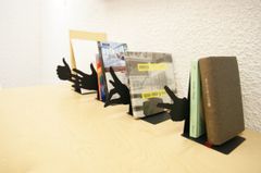 Book Stand_Hand 2