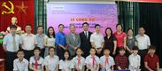4月28日（木）にベトナム・ハノイ市で行われた任命式（前列がツアーに参加する中学生10名）
