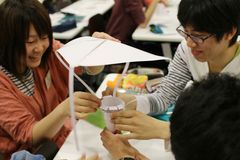 台湾の大学と国際版「たまご落としコンテスト」に挑戦　～地上40mから落としても割れない容器をつくる～