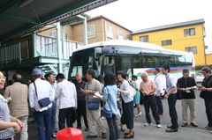 静岡・お茶屋の『工場見学・体験ツアー』好評開催中　～お茶の仕上工場や冷凍庫の見学、お茶の詰め放題も～