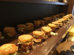 本イベントに用意された「YABU Ra-men BURGER」