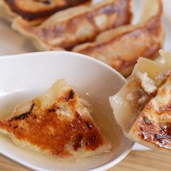 “いい肉の日”　餃子が430円でおかわりし放題　「新宿駆け込み餃子」で11月29・30日に「肉汁祭」開催