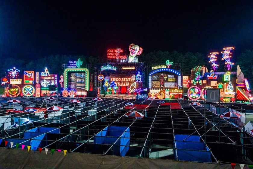 この夏一押しイベント
SEKAI NO OWARIのライブステージと巨大迷路が融合した世界初のリアル脱出ゲーム
「INSOMNIA TRAINからの脱出」 期間延長決定