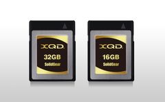 XQDメモリーカード