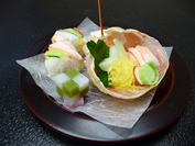 蟹寿司と蟹サラダ甲羅盛