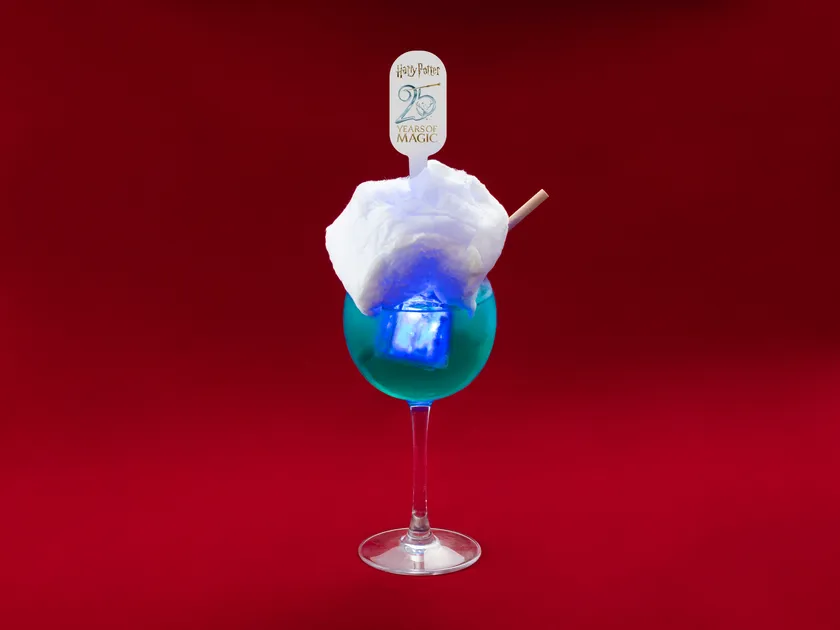 ハリー・ポッター25周年記念 エクスペクト・パトローナス ドリンク/浅草 キッチン大宮