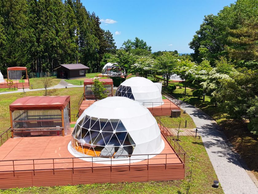 首都圏より最大5℃涼しい避暑地・日光で過ごす夏　
じゃらん評価4.9・累計2万人が選ぶ1万坪の大自然
「ブリリアントヴィレッジ日光」が2026年夏季プランを開始