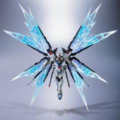 ロボット完成品フィギュアの最高峰「METAL BUILD」最新作ストライクフリーダムガンダム“光の翼”の超立体演出オプションセットが登場