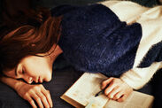 ベッドタイムも冬支度！“眠り”の幸せで私をやさしく包む、オトナ女子のためのラグジュアリー　「スリーピー・スリーピー」秋冬スリープウェアコレクション