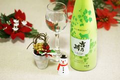 クリスマスにぴったりの新感覚日本酒『ワイン酵母仕込み 吉乃川』発売！約3か月で完売した数量限定商品がラベルデザイン一新で再登場！