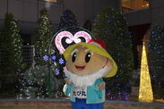 草津市公認キャラクター「たび丸」がサンタになって12月20日、23日登場　今しか見られない「たび丸サンタ」を探しだし記念写真を撮ろう！