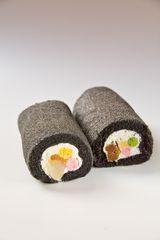 日本一長い!?恵方巻きロールケーキ　～全長40cm、たっぷり7種の具材入り「七福神恵方ロール」を限定販売～