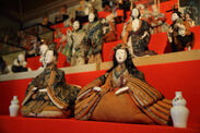 創業500年老舗旅館『四万たむら』が雛人形の展示とガイドツアーを開催