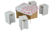 桜の季節にぴったりの段ボール製テーブル＆椅子セット「お花見4人席」2月29日受注開始！ギフト・ショーで寄せられた改善点を反映、量産化に成功