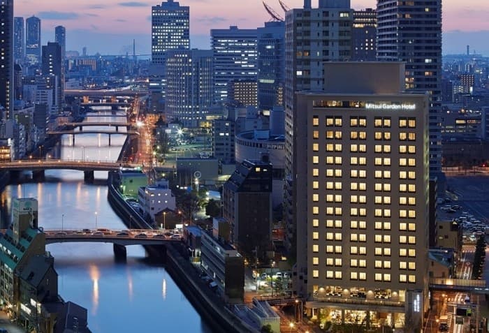 近畿大学・水都大阪・大阪水上バスがコラボレーション　三井ガーデンホテル大阪プレミア　水の都・大阪を満喫するリバークルーズイベントを開催　～2025年11月19日(水)開催。開放的な船上で、書道体験イベントも実施～