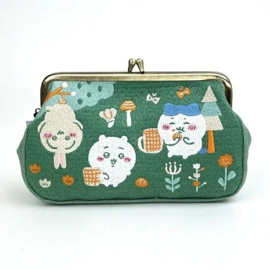 ホットトレンドの畳刺繍。ちいかわはやっぱり見逃せない。もう品薄だけど、、、