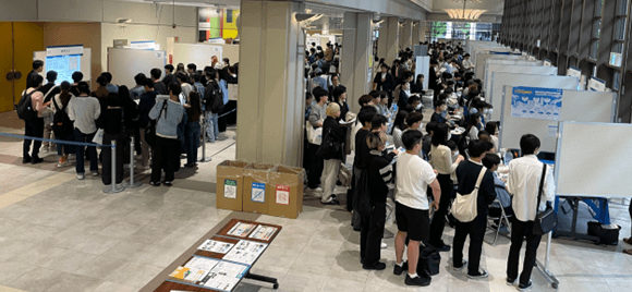 「業界研究フェア（秋の陣）」で秋冬のインターンシップ等参加を加速　近大生と日本を代表する優良企業144社との交流機会を創出