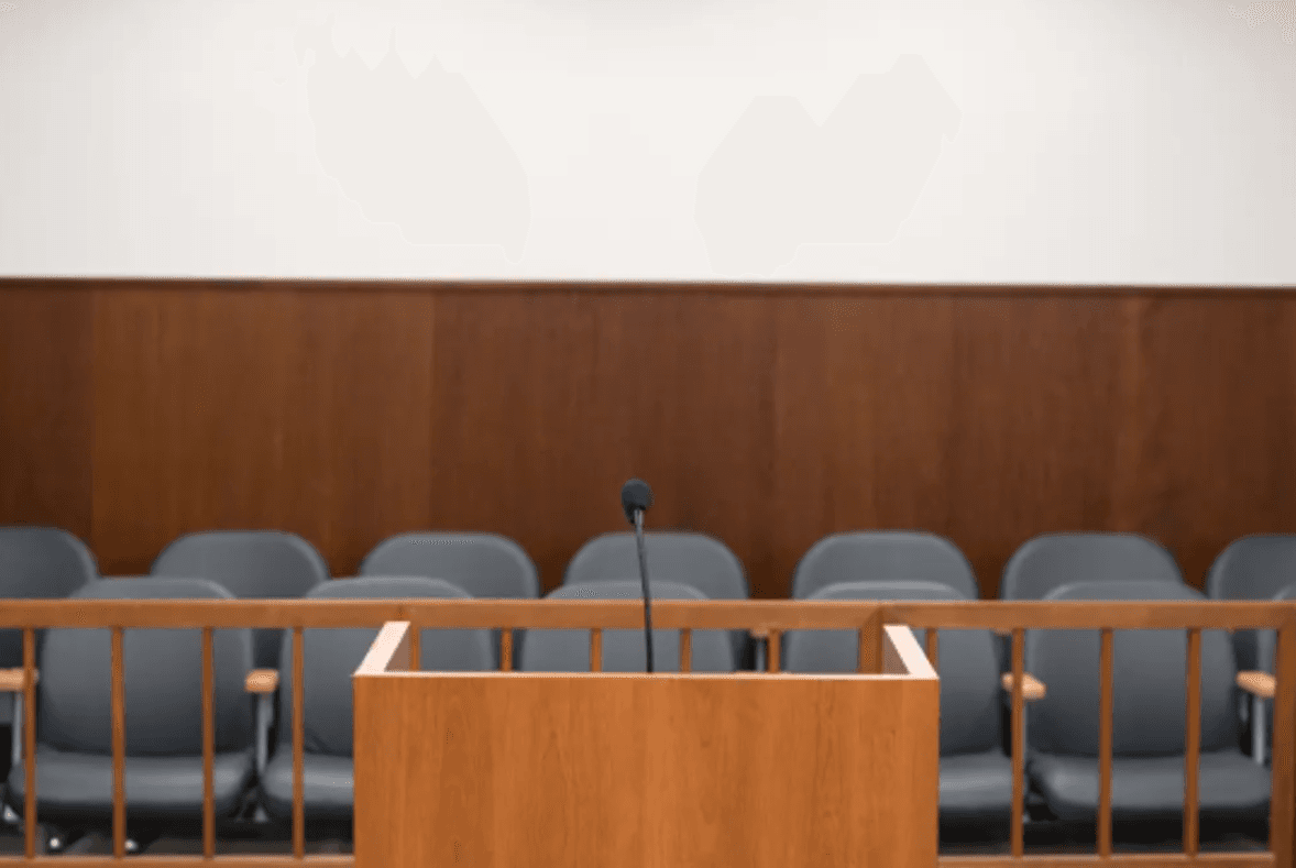 裁判で相手が嘘をついたから偽証罪に問いたい！でも実際どうなる？