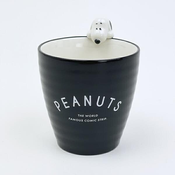 ちょこんとスヌーピーに癒される！シンプルから北欧・レトロまで幅広いラインナップのコップ特集。