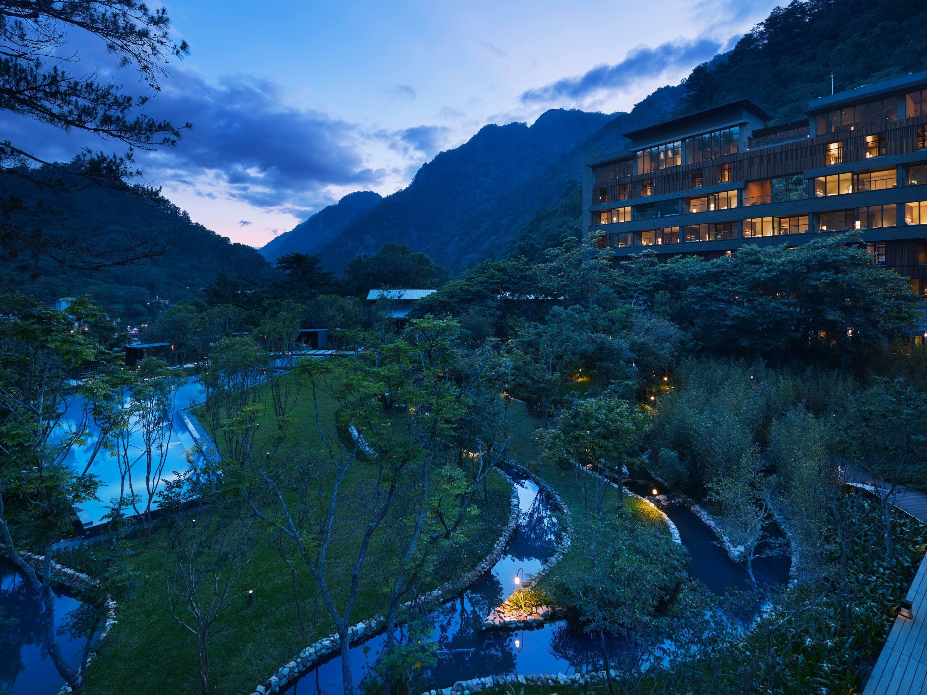星のやグーグァン　「The Best New Hotels in the World（The It List）」に選出｜米大手旅行雑誌『トラベル・アンド・レジャー』