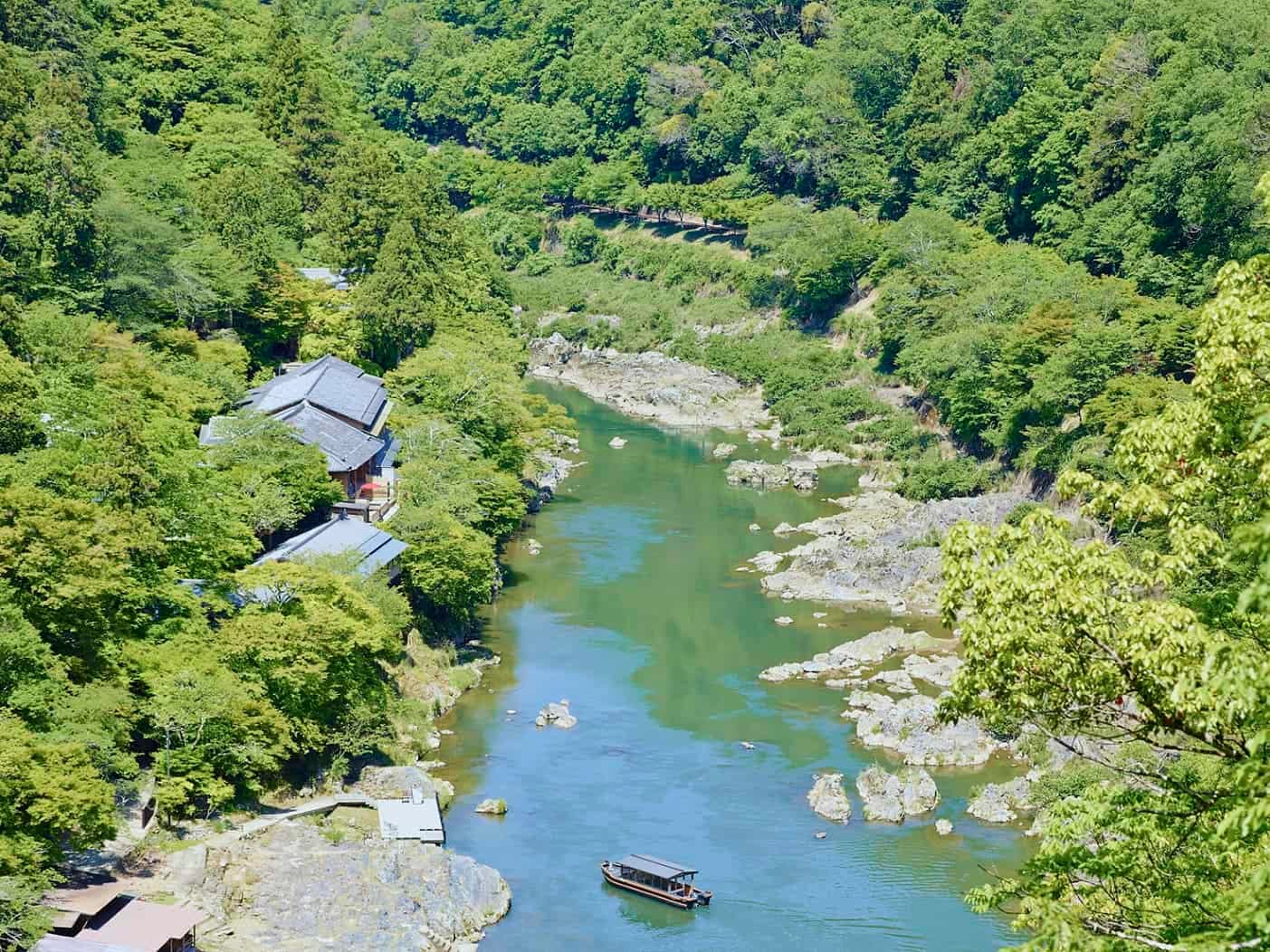 【星のや京都】奥嵐山で京文化に触れる久しぶりの優雅な一日~京都市内から車で約 30 分、3 密のない 25 室の日本旅館~