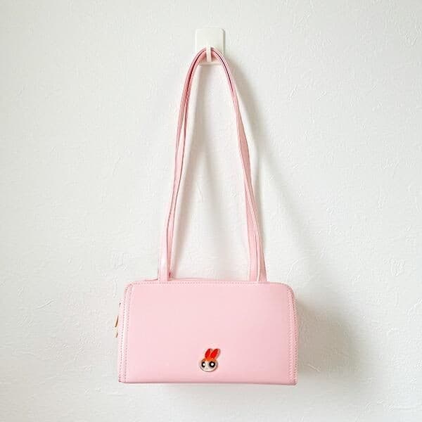 パワーパフガールズのショルダーバッグが可愛すぎ！？肩にかけやすい長い持ち手で、パワパフのバウンドコーデにもおすすめ！