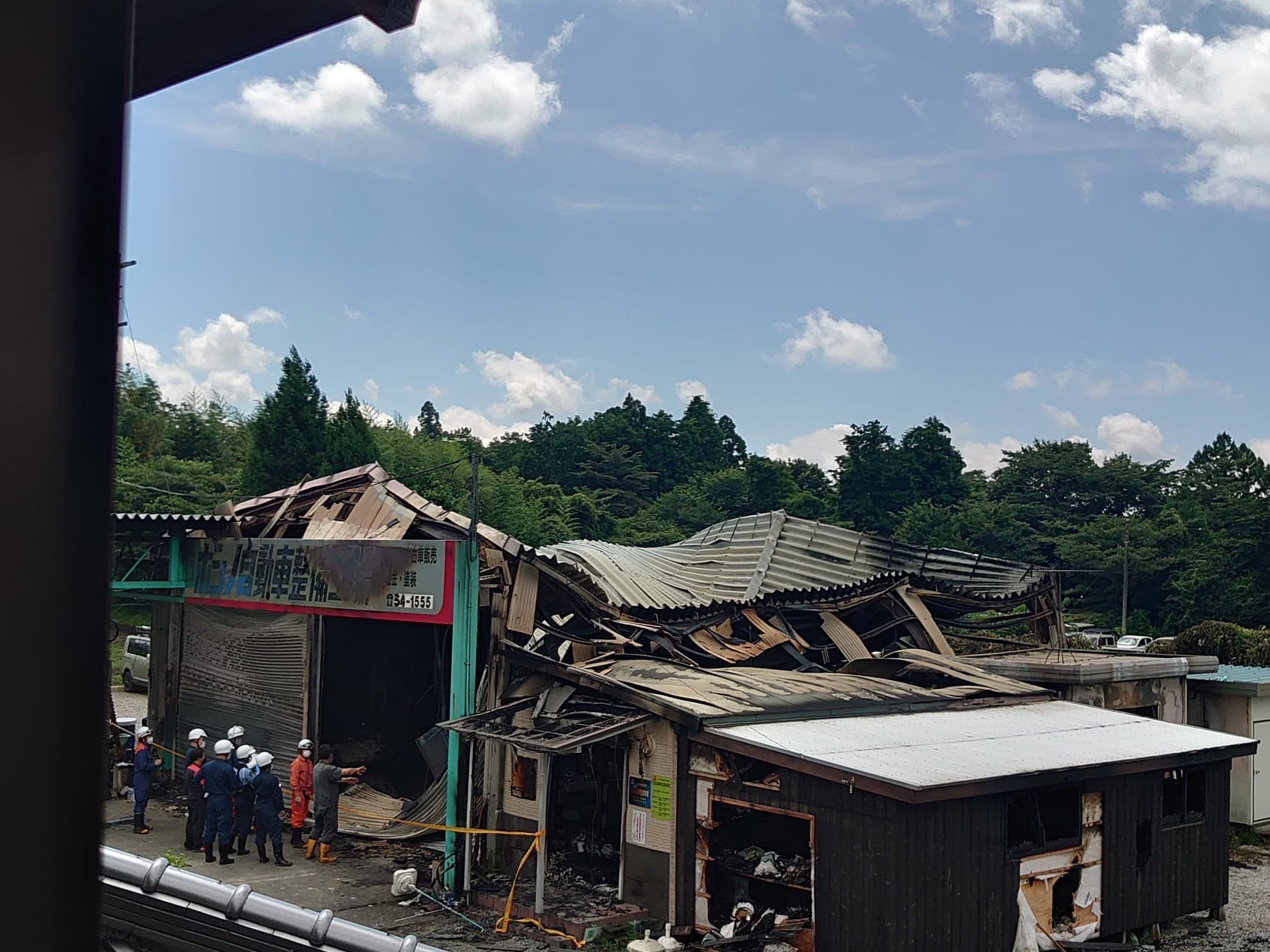 静岡県富士宮市 ホシノ自動車が火事で全焼した工場を 立て直すためクラウドファンディングを開始