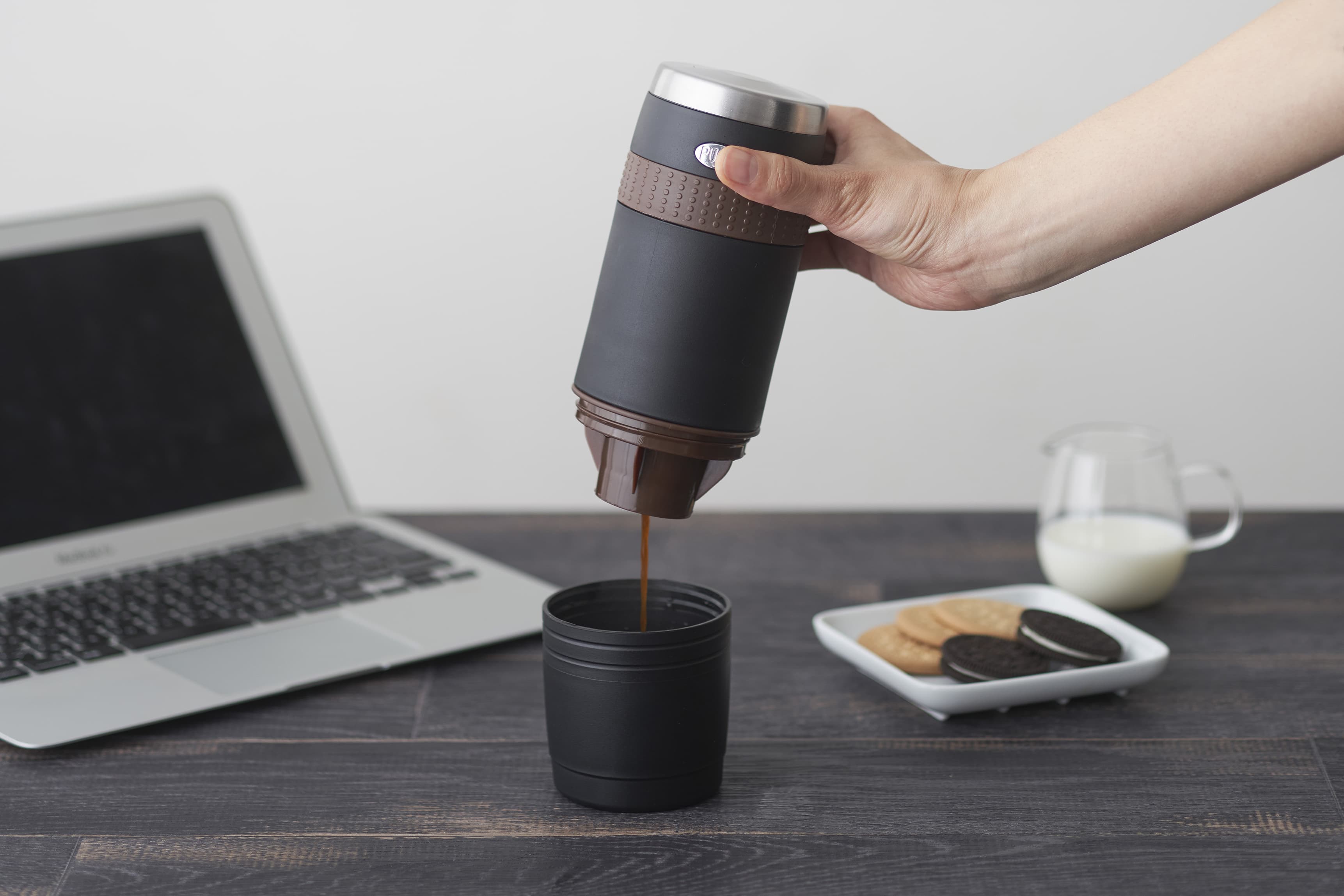 乾電池タイプの屋外で使用できるコーヒーメーカー　 カプセル・コーヒー粉両タイプの対応可能！3月上旬発売