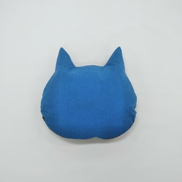「猫のしあわせ座布団」の夏バージョン発売