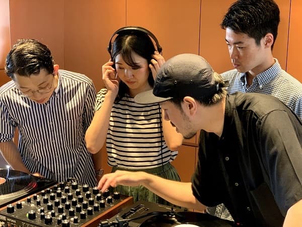 ホテルスタッフがDJになりゲストをおもてなし！ DJ育成プログラム始まります