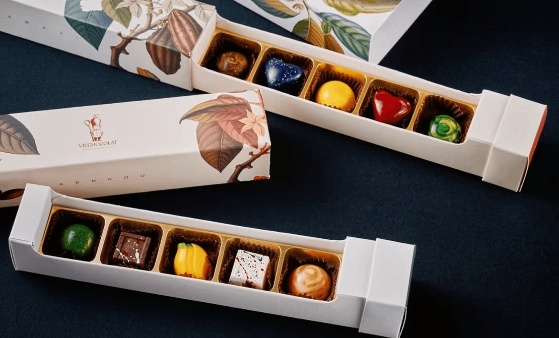 淡路島の夜を甘く彩る、冬だけの贈り物 ニジゲンノモリ公式ヴィラ「GRAND CHARIOT 北斗七星135°」 12月20日（土）～25日（木）の宿泊者を対象に スペシャルスイーツをプレゼント！