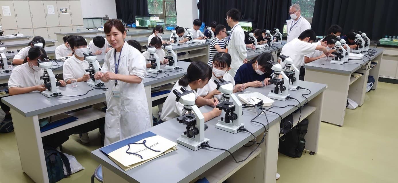 近大附属広島高校・中学校東広島校「オープンスクール」開催　在校生有志による「近校オールスターズ」が本校の魅力を紹介