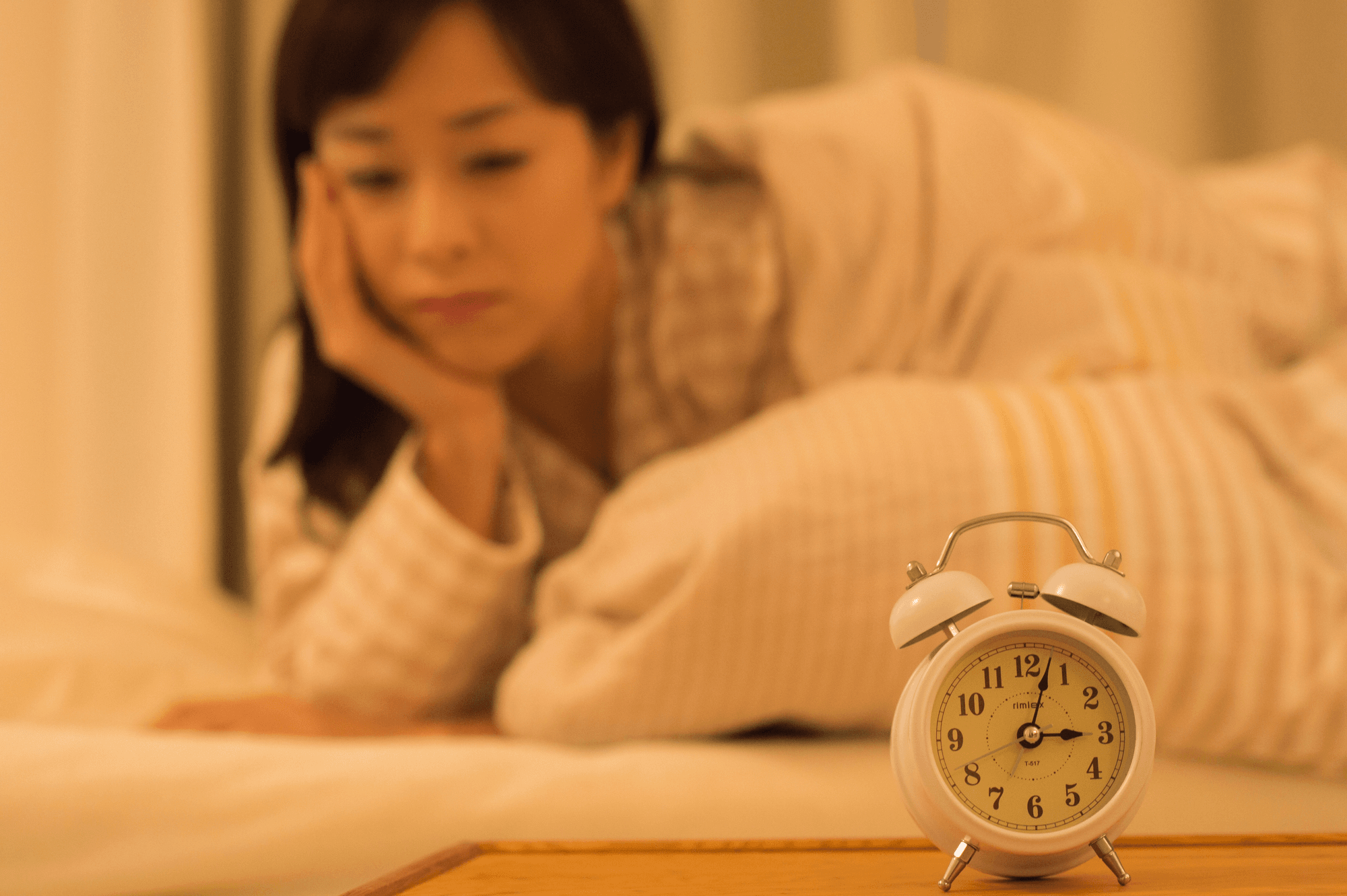 大正健康ナビ、8/27新着情報 　「眠れない、眠りが浅い……それって更年期のせい？  まずは自分の睡眠を知ろう」 を公開！