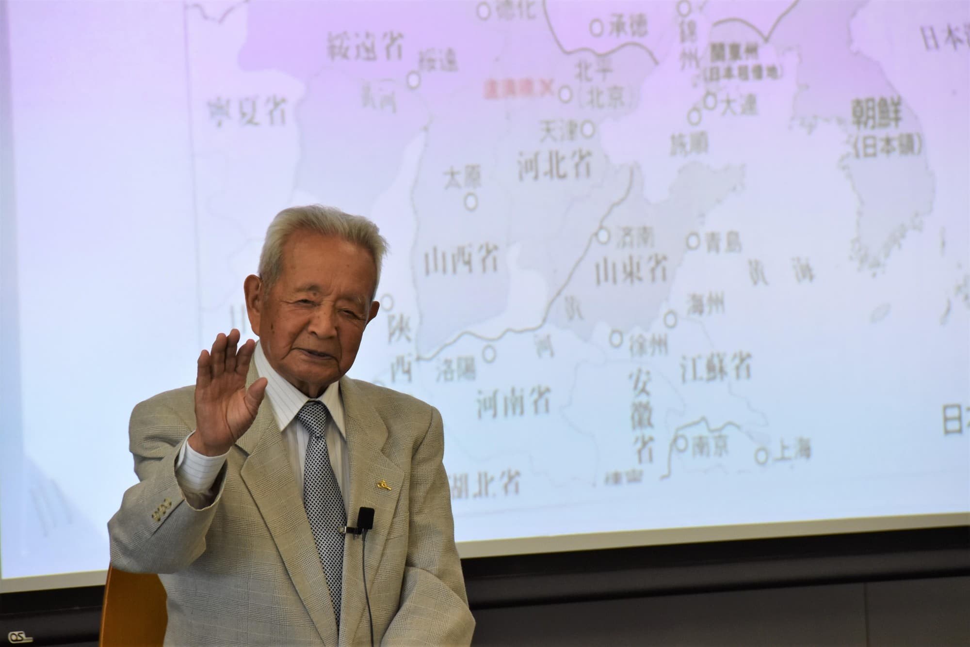 【名城大学】経済学部で旧満州に渡った「東三河郷開拓団」の橋本克己さんを招いた特別授業を開催