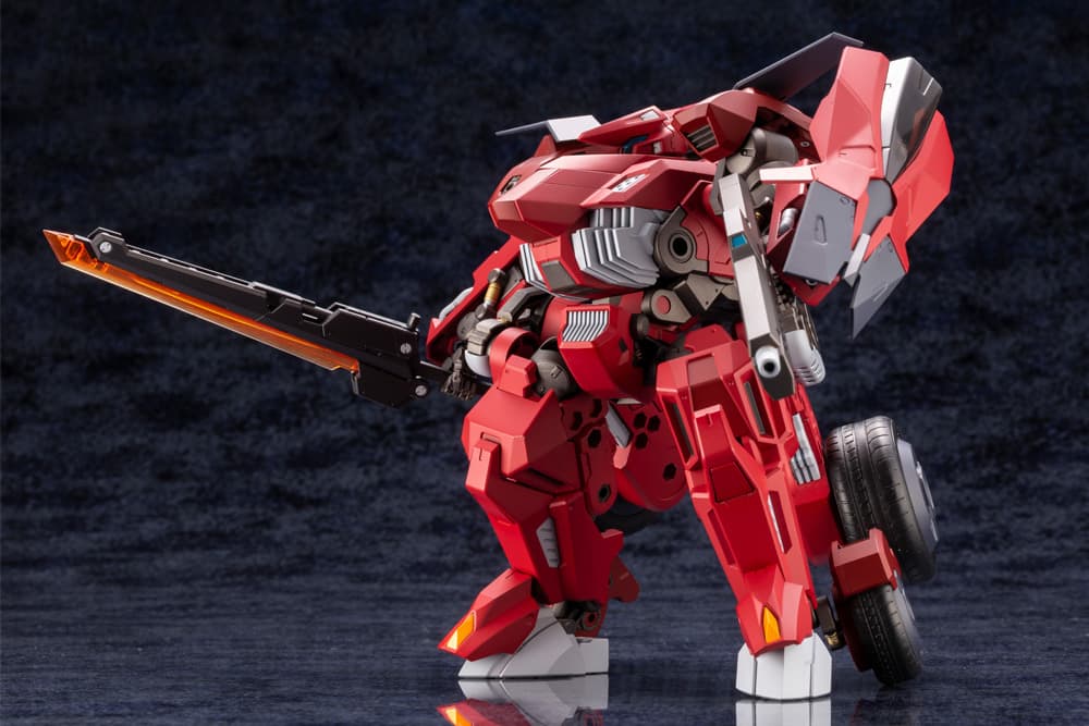 ゆるぎない闘志を体現するような“赤”の機体色 近接戦闘に特化したバルクアーム・グランツのカスタム機が商品化。