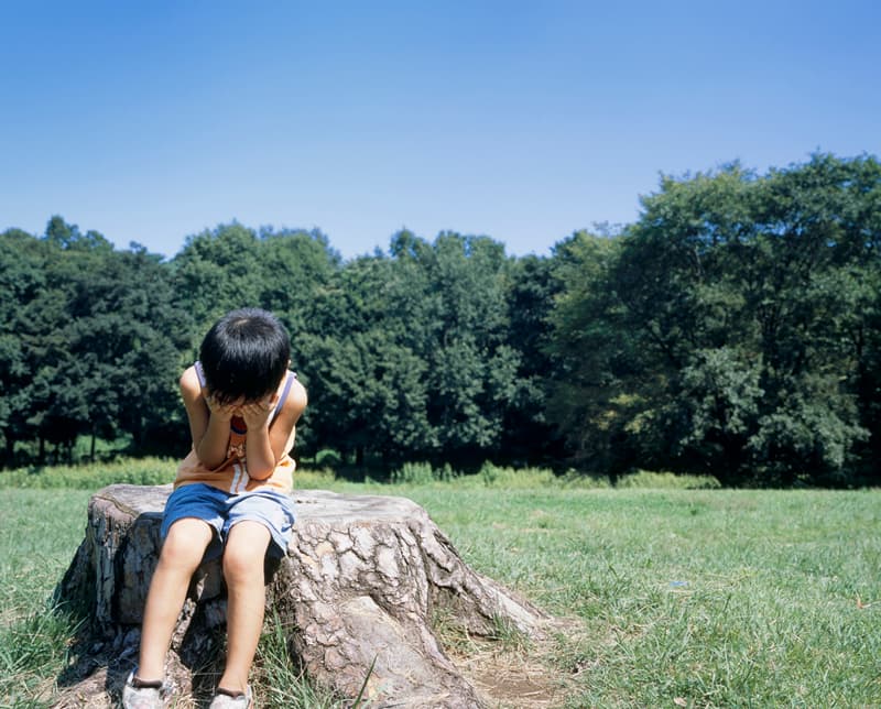 「愛着障害」とは何か？その特徴と悩み、メカニズム
