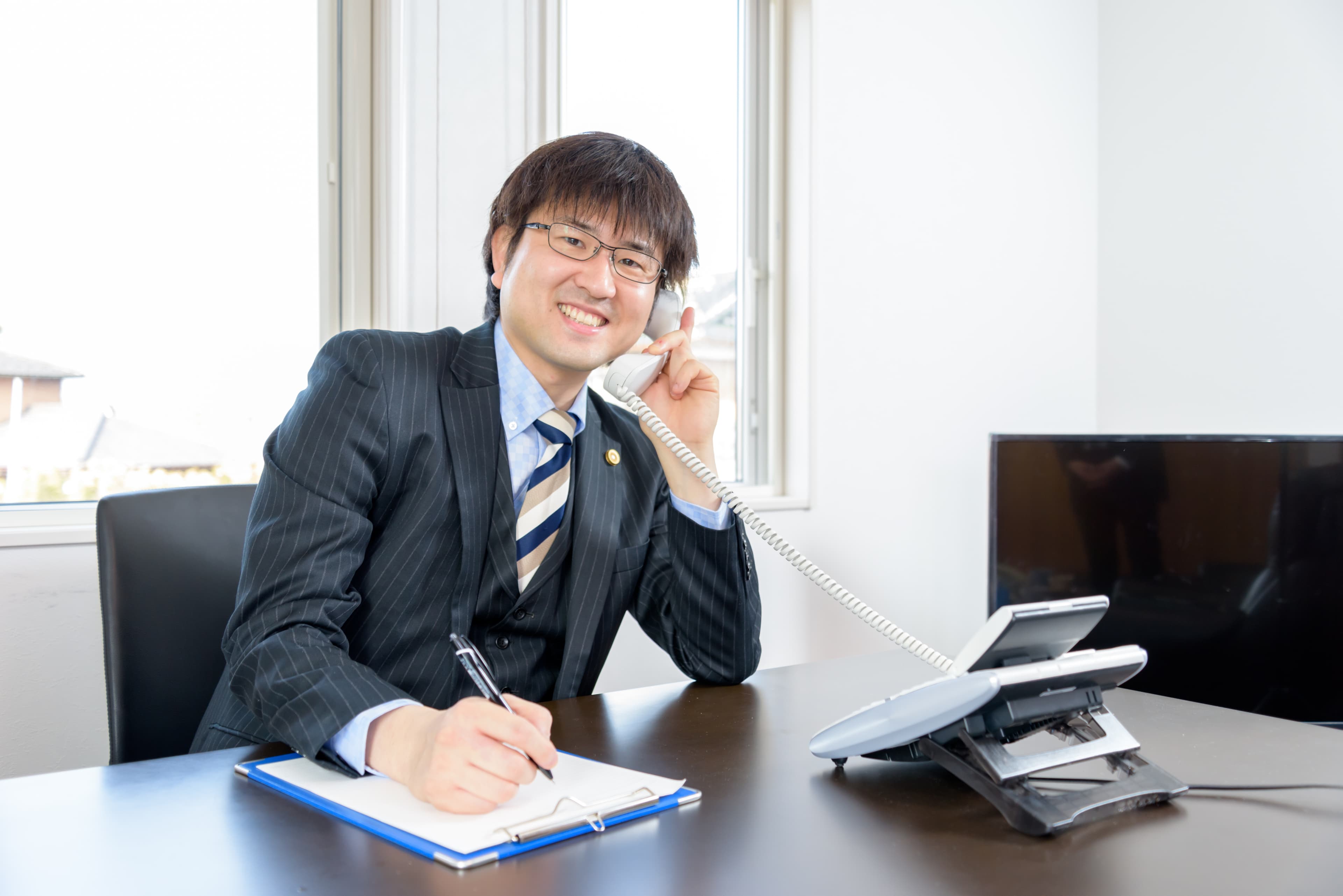 業界激震！「会社からの損害賠償に対応する定額訴訟プラン」強化！～弁護士が行う退職代行サービスに新たな安心を。訴訟対応まで一律料金でサポート～