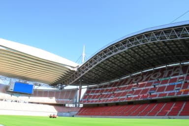 豊田スタジアム(中)
