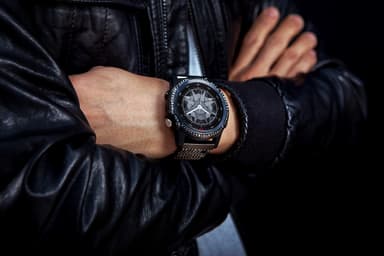 fenix3J Crystal 男性装着イメージ