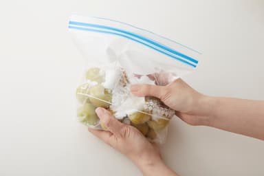 ジッパー付きポリ袋で作る「ベターホーム式かんたん梅干し」