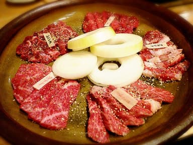 馬刺しの盛り合わせ