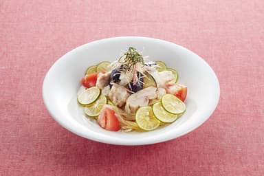 すだちとゆで鶏の冷製和風スパゲッティ