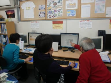 分からないことは教えあい