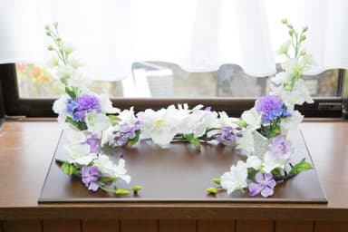 香りが届きそうなランのアレンジ