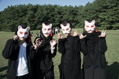 仮装を楽しむ参加者(4)